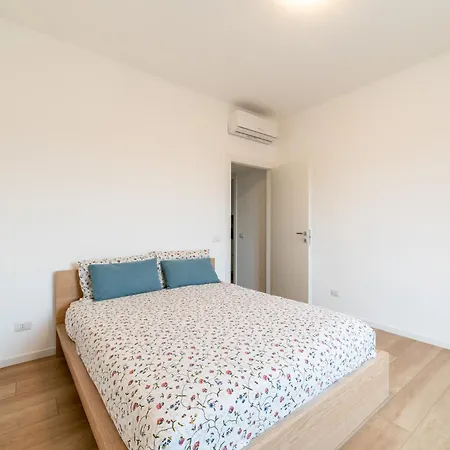 Apartman Porta Garibaldi-isola Design E Wifi
